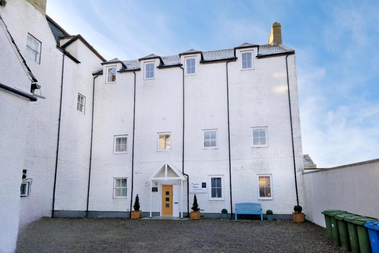 Douglas House Apartments Nairn Bagian luar foto