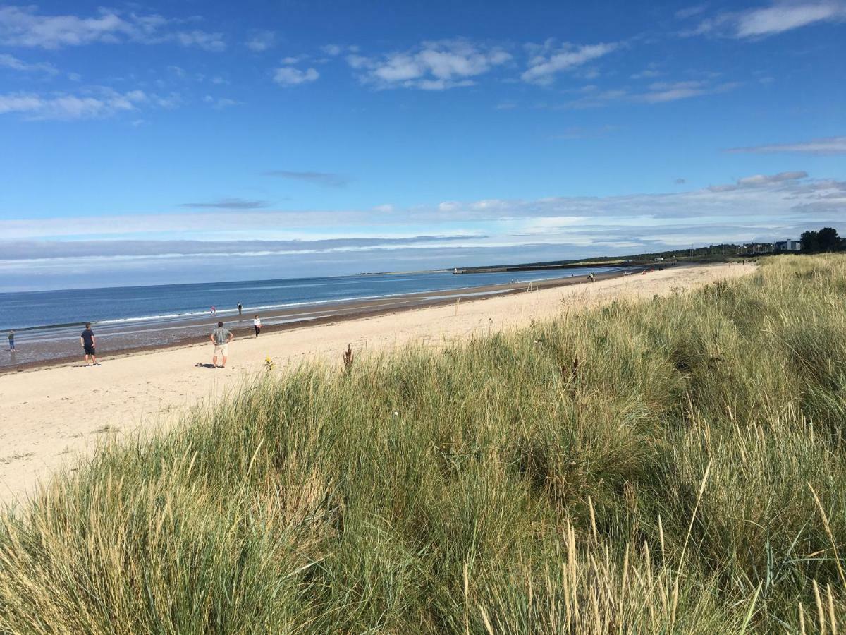 Douglas House Apartments Nairn Bagian luar foto