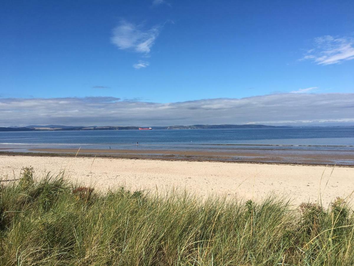 Douglas House Apartments Nairn Bagian luar foto